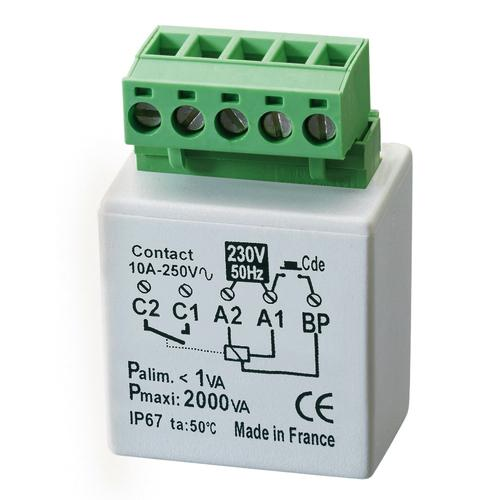 URMET MODULO RELÈ ELETTRONICO PASSO PASSO TEMPORIZZABILE, 2000W, SISTEMA FILARE AD INCASSO, CON NEUTRO MTR2000E